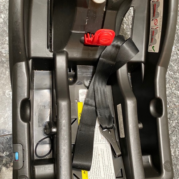 Graco Snugride35 LX Click Connect Infant Car Seat - Picture 8 of 8